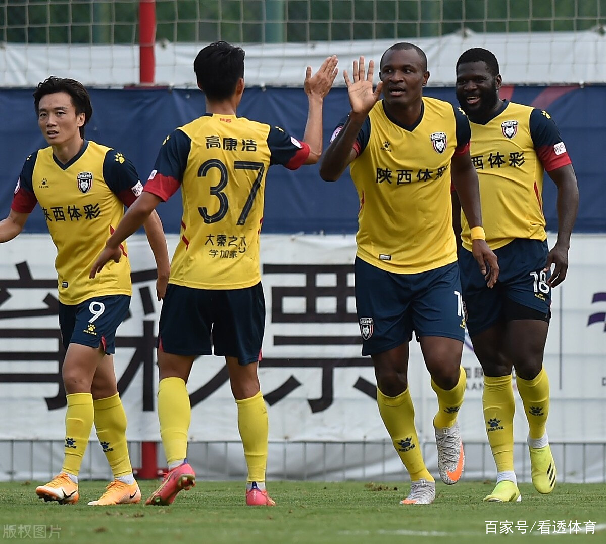 关于马赛内部会议纪要流出：关键时刻主帅复盘；足总杯使命明确；轮换策略成焦点的信息